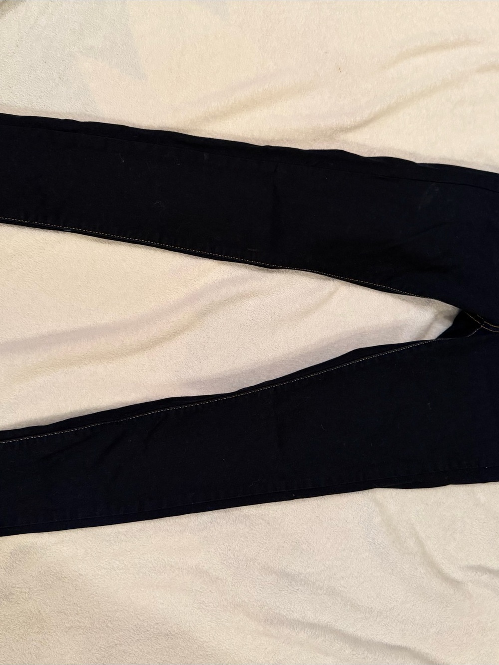 3 Jeans (2 Levi’s and 1 Hollister)